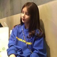 女孩の 早上开心的事就是：裹