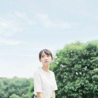 愿你被这个世界温柔以待。 也许那只是说谎的一种