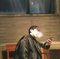 掩饰. 找一个爱逗你笑的男孩