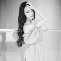 这里美女琳 生命必须有裂缝，阳光