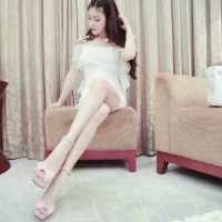 这里美女琳 云淡风轻，不过是，想