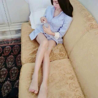 这里美女琳 云淡风轻，不过是，想