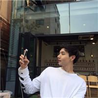 也许幸福就是：小狗慵