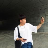 幸福就是我们相互凝望