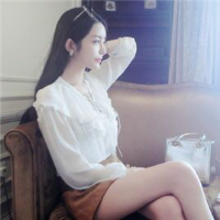 友情以上，恋人未满，