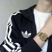 扮她伴他 人应该有力量揪着自己