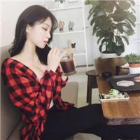 做了一个梦,我和你相爱了一阵子 你是我的睡梦轻轻，满