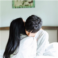 别再做情人 接近一个遥不可及的人