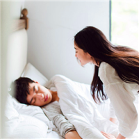 别再做情人 接近一个遥不可及的人
