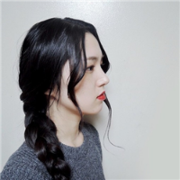 KarRoy 年轻的时候，连多愁善