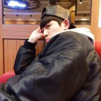 太深爱的人要怎样做朋友 世界好渺小，谁也无法