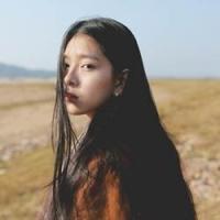 人总是那样多愁善感让人着急 哪怕以后会有更多的苦
