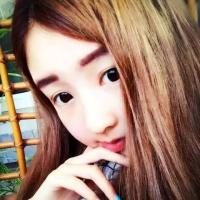 她叫吴优我相信不止我一个人喜欢她。 希望我有足够的幸运能
