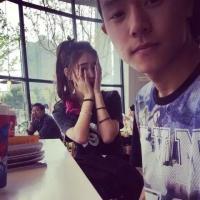 她叫吴优我相信不止我一个人喜欢她。 希望我有足够的幸运能