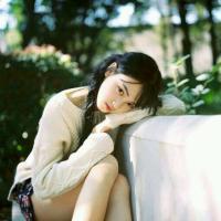 Lin. 遇见你我花光了所有的