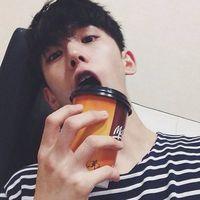 Lin. 我已厌倦凡尘唯有你才