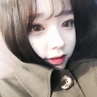 三月桃花，两人一马，