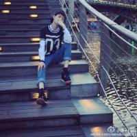 别人家的数学老师。已被帅哭 只有十分努力，才能看