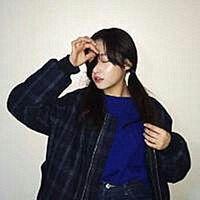 Lin. 诗和远方，越走越脏。