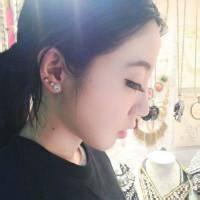 再简陋的校园里也有美