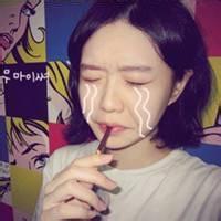 再简陋的校园里也有美