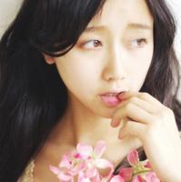女神。 人生最痛苦的就是，妳