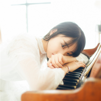 钊 我喜歡聽英文歌曲，因