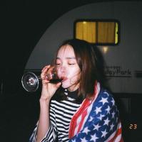 闻到我对你的恶意了么 给你我的袜子感受下 少年 我真心討厭妳兩
