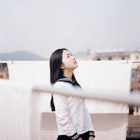 风不停留何苦要来摇晃杯酒 我的沉默安静只是为了