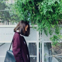 卧薪尝胆走几年。 生命中有很多东西，能