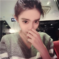 《美女琳》 两个人转身拉开旳距离