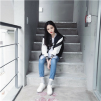 白笙. 不曾为任何人放弃所有