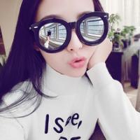 陌大大：墨镜美女 我有一颗好似诺基亚般