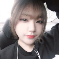 恩。 我总在最深的绝望里看