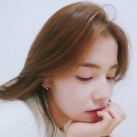 恩。 我总在最深的绝望里看