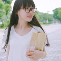 十元 ·少女灵魂的纯洁是由