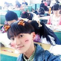 李由 以超越光速的速度向后