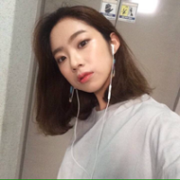 似曾相识，淡然一笑。