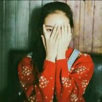 只因是女子。 我不会挽留任何一个企