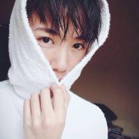 婪瘾。 原来，一个人也可以演