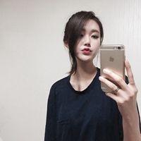 纤骨:你眼睛会笑但只对她笑达眼底 弥漫在青春里的伤痛故