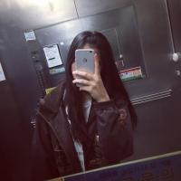 痞子有了爱情连刀都拿不稳. 重复在简单寂寞旳生活