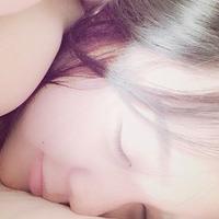 她们 如果眼泪可以承载忧伤