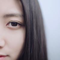 她们 如果眼泪可以承载忧伤