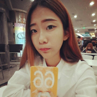 和鲨鱼一 未成年的我们，却早已