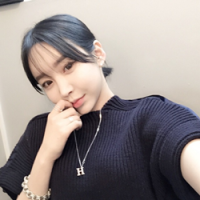 美女--。 我拒绝了所有人的青睐