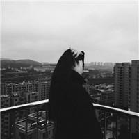 交错后的两个人行同陌