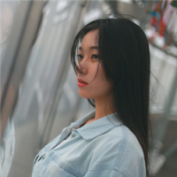 张起灵 behind the