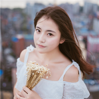 张起灵 behind the