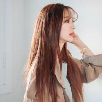 顾林溪 我们走过同一条街 却